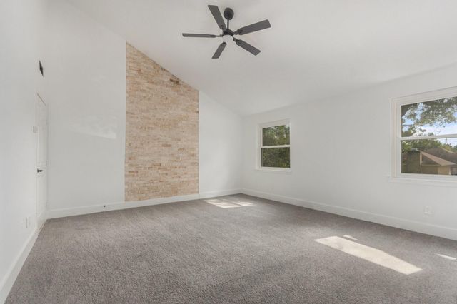 4334 Lake Grove Drive, Seabrook, TX 77586