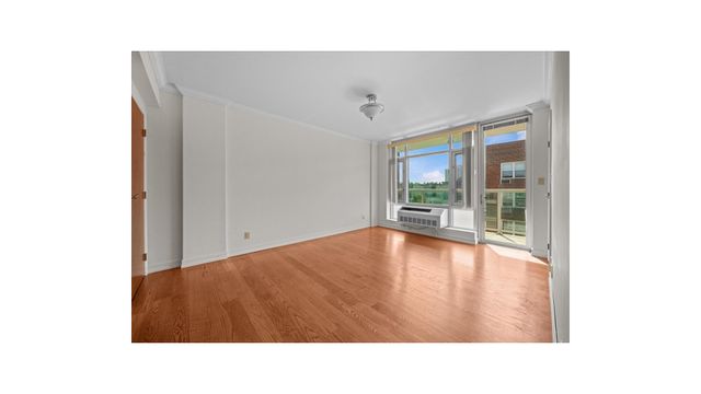 3511 Cambridge Ave Apt 6B, New York City, NY 10463