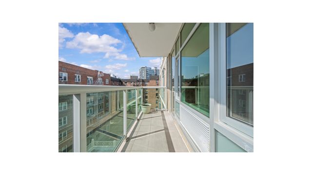 3511 Cambridge Ave Apt 6B, New York City, NY 10463