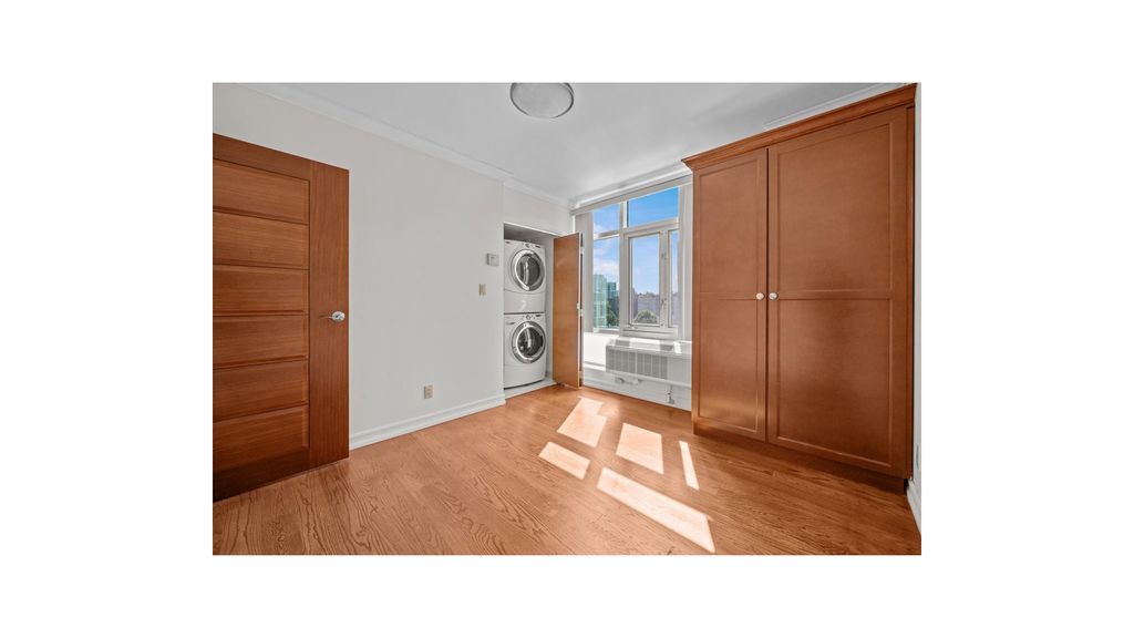 3511 Cambridge Ave Apt 6B, New York City, NY 10463