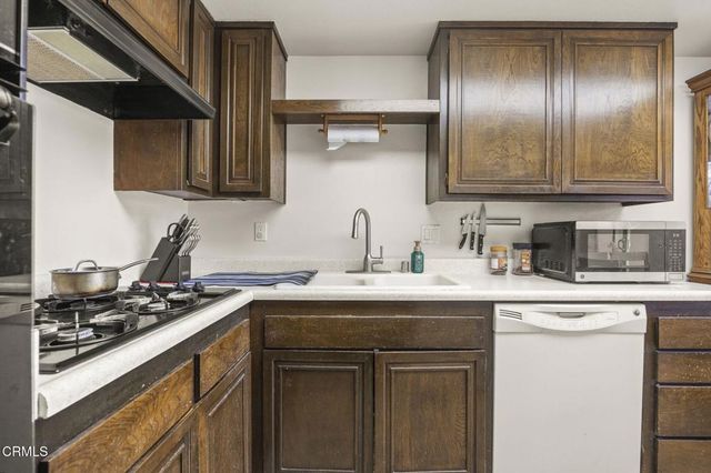 9417 -9419 Petit Court, Ventura, CA 93004