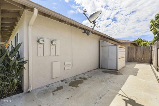 9417 -9419 Petit Court, Ventura, CA 93004