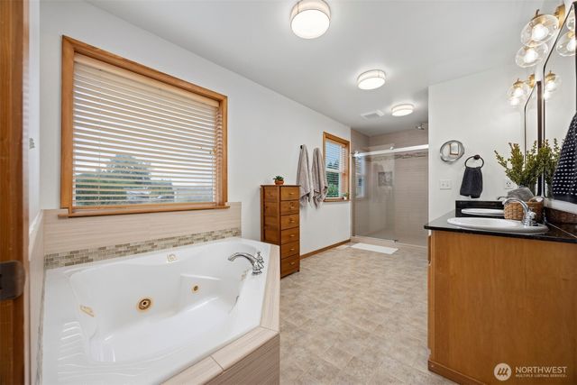 1188 Dewey Lane, Bellingham, WA 98226