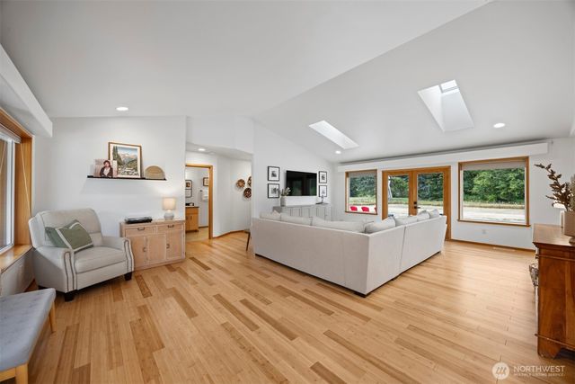1188 Dewey Lane, Bellingham, WA 98226