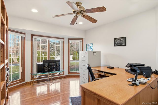 11 Vermont Avenue, Port Jefferson Station, NY 11776