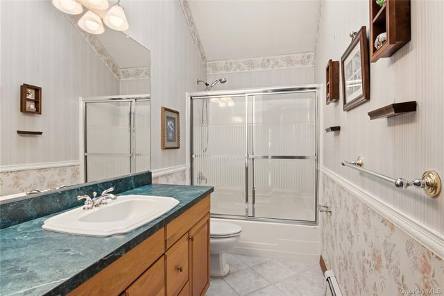 11 Vermont Avenue, Port Jefferson Station, NY 11776