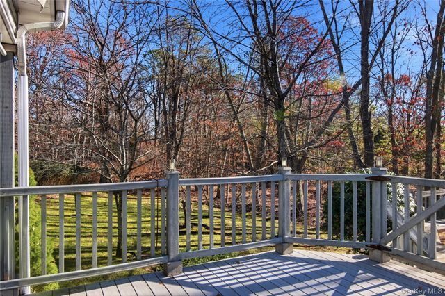 11 Vermont Avenue, Port Jefferson Station, NY 11776