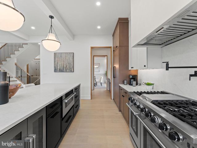 107 YEONAS DR SE, Vienna, VA 22180