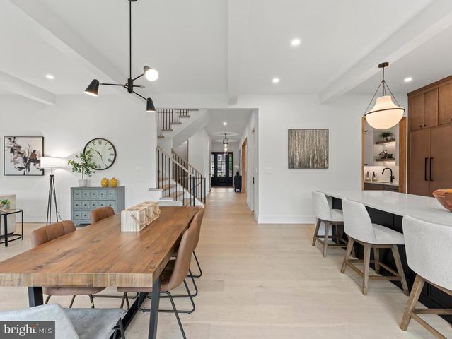 107 YEONAS DR SE, Vienna, VA 22180