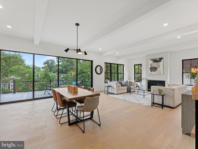 107 YEONAS DR SE, Vienna, VA 22180