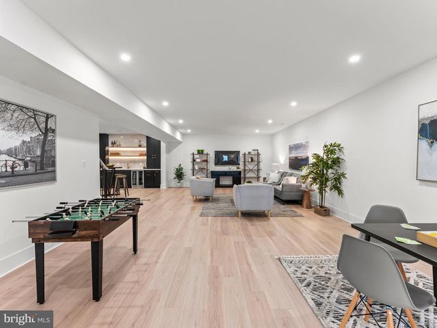 107 YEONAS DR SE, Vienna, VA 22180