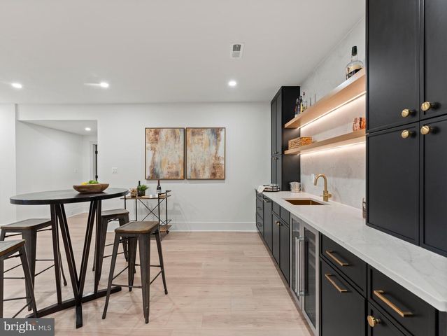 107 YEONAS DR SE, Vienna, VA 22180