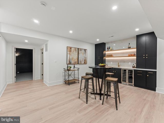 107 YEONAS DR SE, Vienna, VA 22180