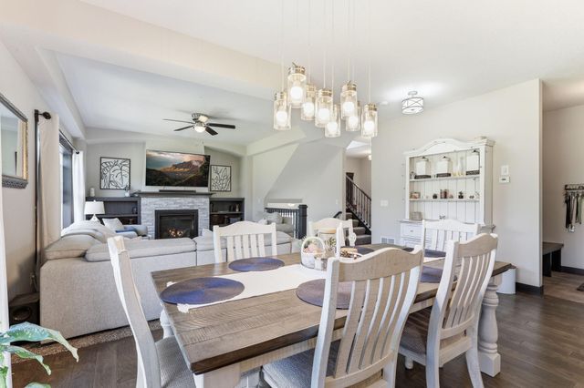 9686 Carbon Court, Inver Grove Heights, MN 55076