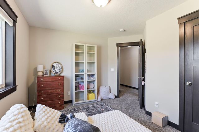 9686 Carbon Court, Inver Grove Heights, MN 55076