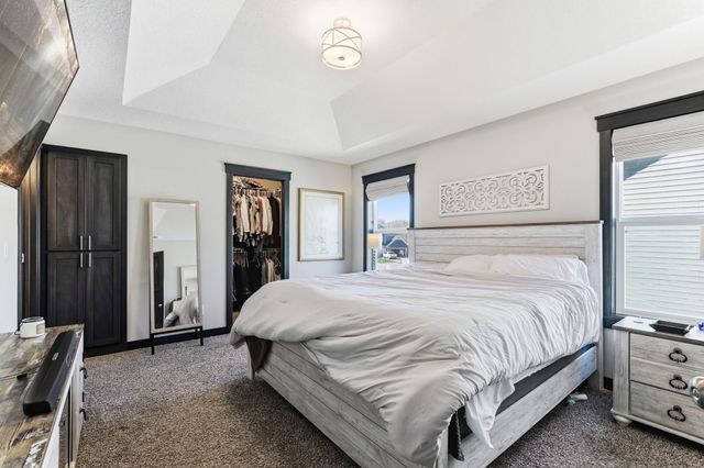 9686 Carbon Court, Inver Grove Heights, MN 55076