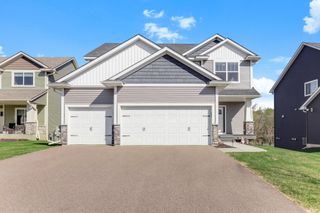 9686 Carbon Court, Inver Grove Heights, MN 55076