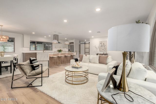 1023 E Watson Drive, Tempe, AZ 85283