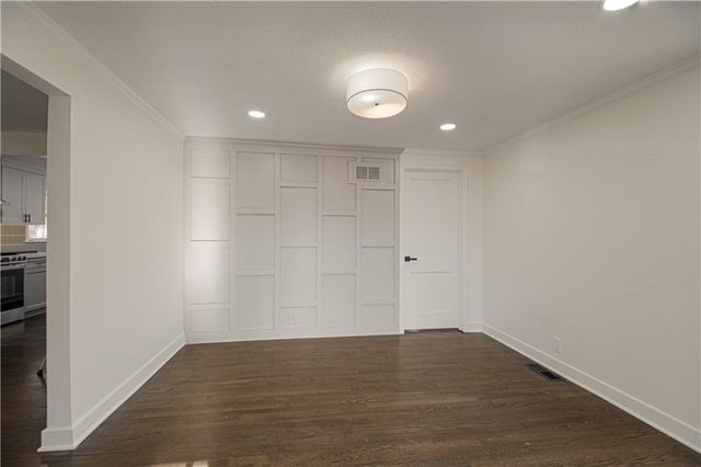 4933 Parish Drive, Roeland Park, KS 66205