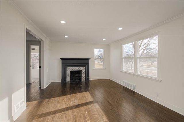 4933 Parish Drive, Roeland Park, KS 66205