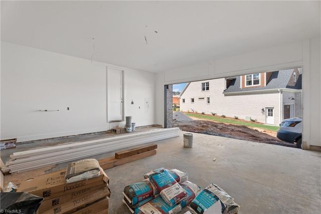 3048 Scarlet Tanager Drive, Winston-salem, NC 27106