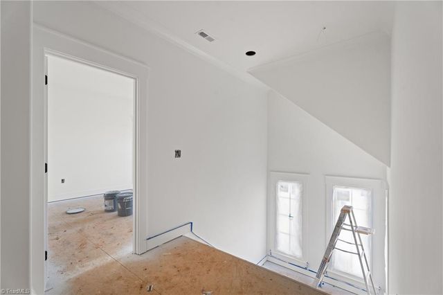 3048 Scarlet Tanager Drive, Winston-salem, NC 27106