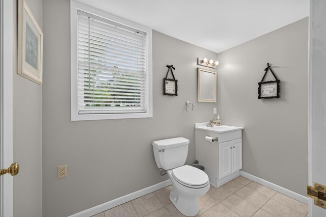 13819 Bellevue Drive, Minnetonka, MN 55345