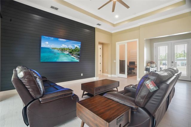 10380 YELLOW HAMMER ROAD, Weeki Wachee, FL 34614