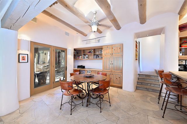 1433 Old Sunset Trail, Santa Fe, NM 87501