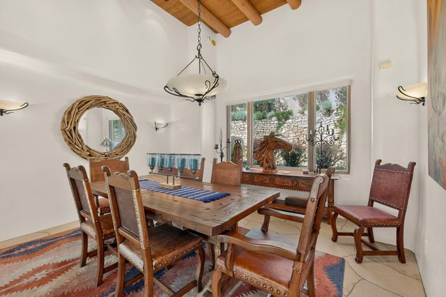 1433 Old Sunset Trail, Santa Fe, NM 87501