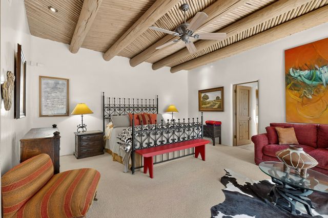 1433 Old Sunset Trail, Santa Fe, NM 87501