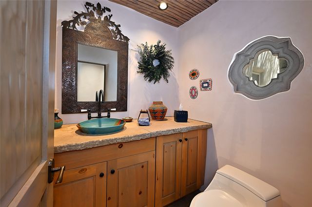 1433 Old Sunset Trail, Santa Fe, NM 87501