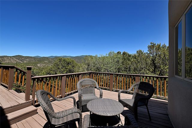1433 Old Sunset Trail, Santa Fe, NM 87501