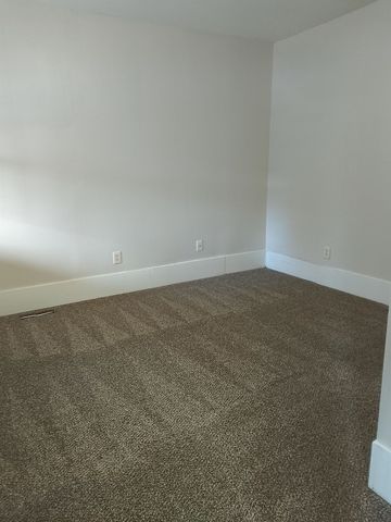 1014 S Topeka Ave, Wichita, KS 67211