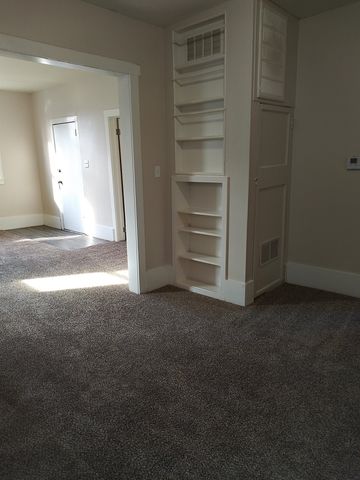 1014 S Topeka Ave, Wichita, KS 67211