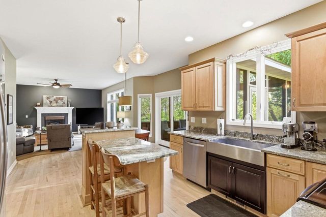 1242 McMahon Drive, Sun Prairie, WI 53590
