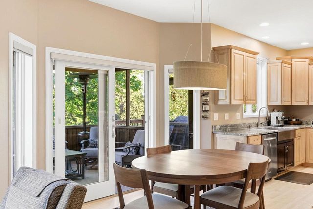 1242 McMahon Drive, Sun Prairie, WI 53590