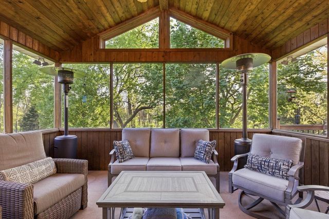 1242 McMahon Drive, Sun Prairie, WI 53590