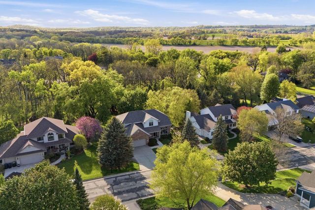 1242 McMahon Drive, Sun Prairie, WI 53590