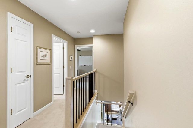 1242 McMahon Drive, Sun Prairie, WI 53590