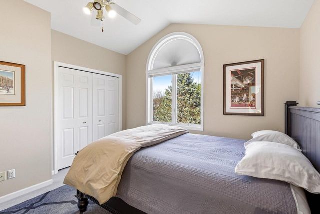 1242 McMahon Drive, Sun Prairie, WI 53590
