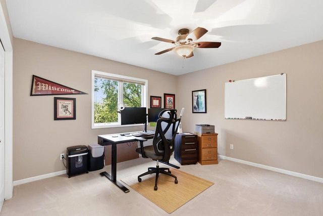 1242 McMahon Drive, Sun Prairie, WI 53590