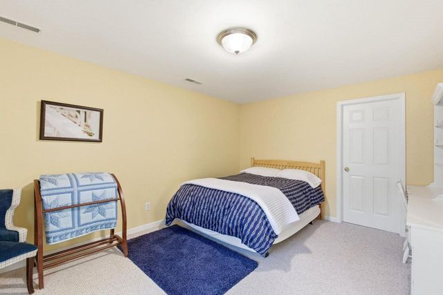 1242 McMahon Drive, Sun Prairie, WI 53590