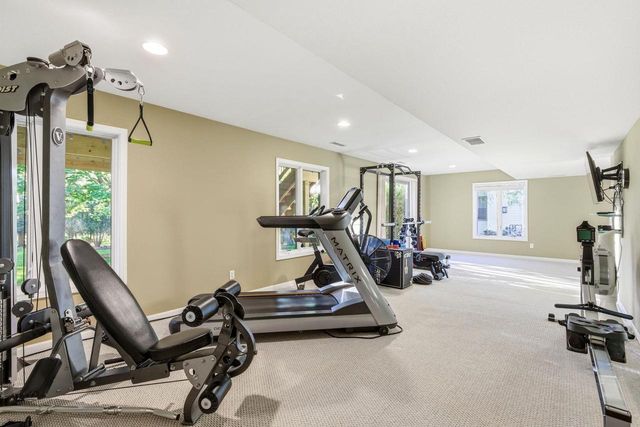 1242 McMahon Drive, Sun Prairie, WI 53590