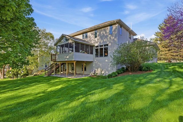 1242 McMahon Drive, Sun Prairie, WI 53590