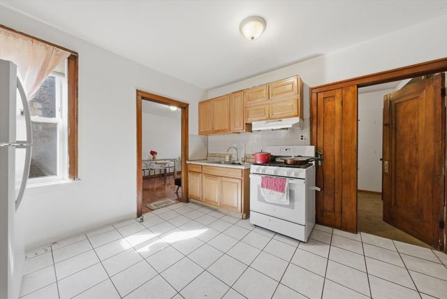 1443 N Hamlin Avenue, Chicago, IL 60651