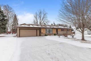 2401 W ROBERTS AVENUE, Grand Chute, WI 54914