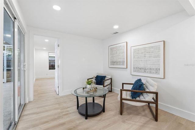 2470 DEL RIO WAY, Dunedin, FL 34698