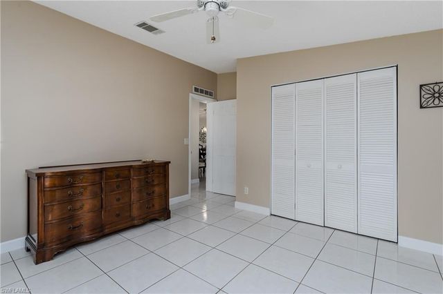 255 Riverwood RD, Naples, FL 34114