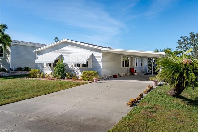 255 Riverwood RD, Naples, FL 34114